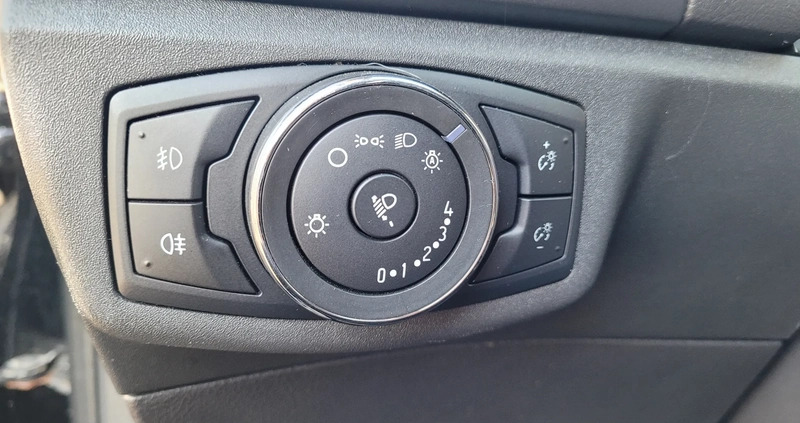 Ford Mondeo cena 39500 przebieg: 221000, rok produkcji 2015 z Wrocław małe 121